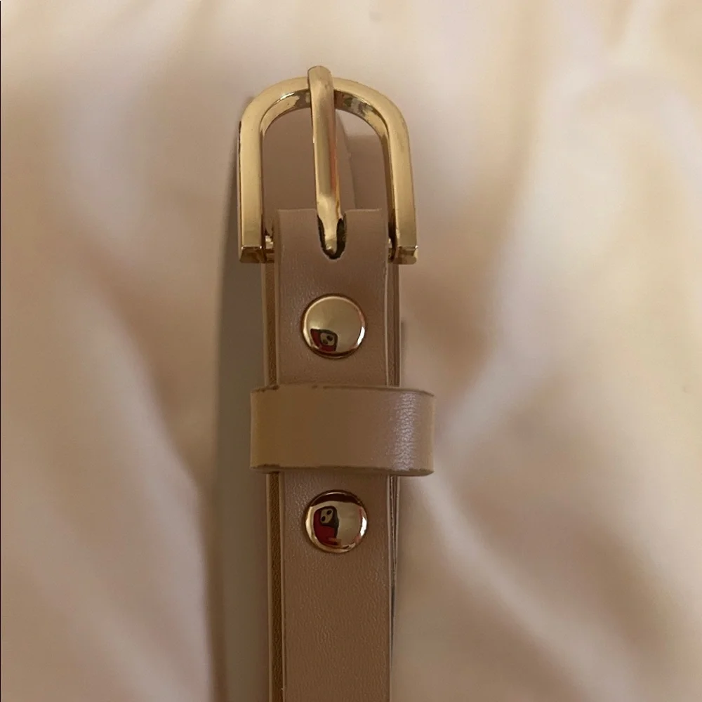 Ardene Tan Belt Set with Gold Rings - Picture 3 of 5